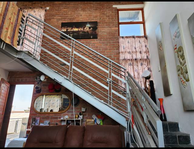 1 BEDROOM FLAT TO LET IN MIDRIDGE PARK